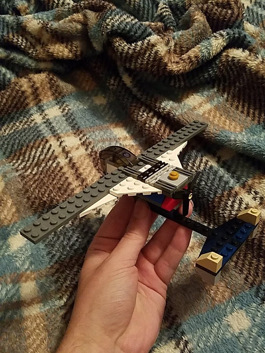 LancastorTheRen's tweet image. @PolyKnightGames I just loved the look of the Woodwind so much that I had to make an attempt of recreating it in Lego, great game too!