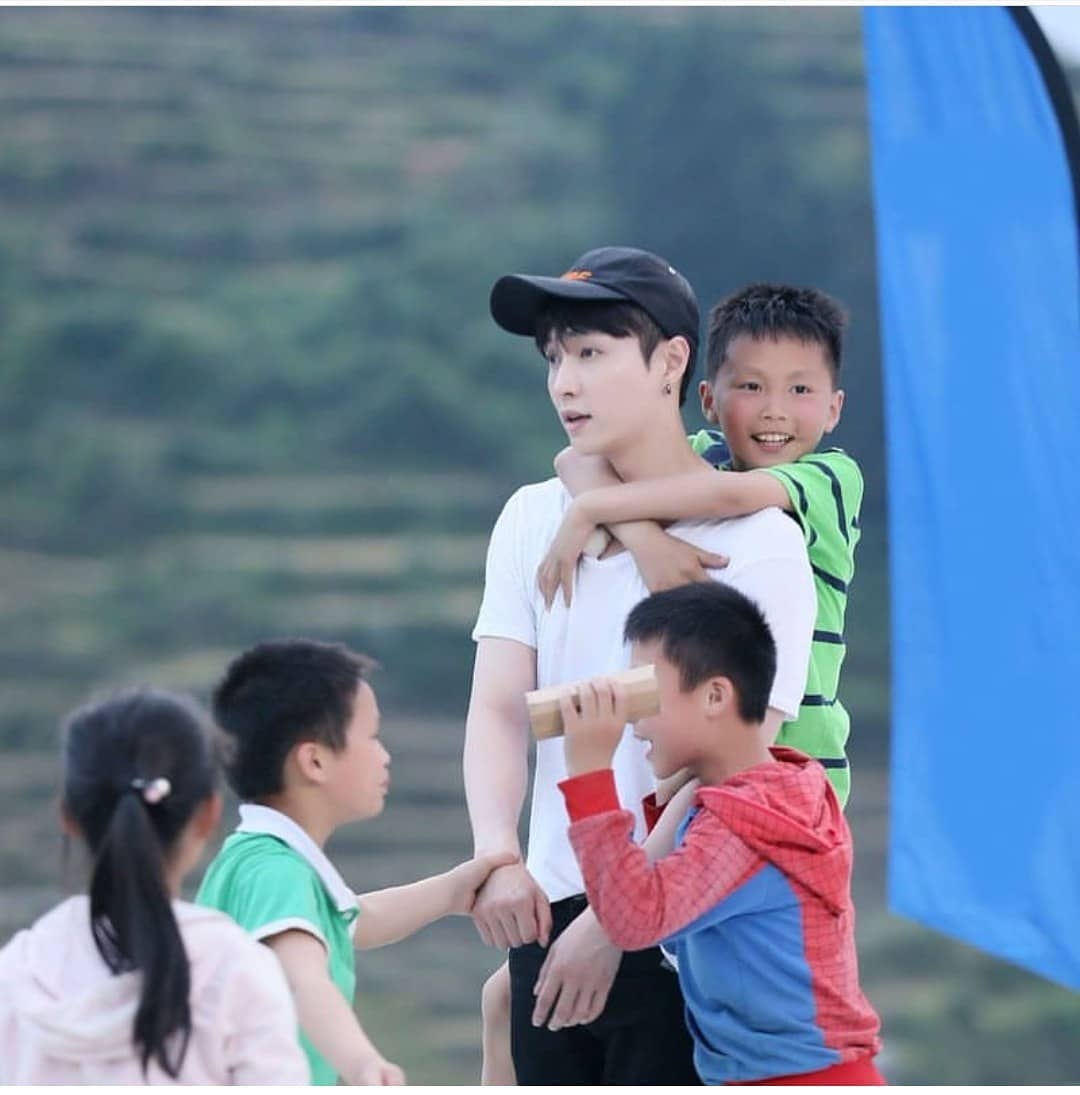 ElodiaRaflo's tweet photo. #LAY es simplemente genial con los niรฑos... ๐๐๐
Cuando tengamos nuestros bebรฉs el los cuidarรก... He dicho... Jajaja
#EXO #์์ #EXOLATAM #Laylatam #dafBAMA2018EXO
@weareoneEXO https://t.co/bjbSvcbJFk