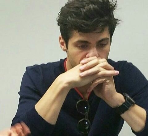 dulcecruz10's tweet image. Mi cara al enterarme que no habría temporada 4 #SaveShadowhunters