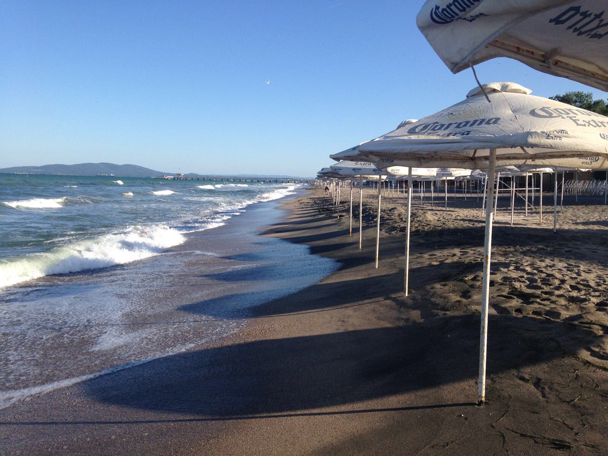 ANTIDIACITORES's tweet photo. Alter BOurgas , Bulgaria This morning second stop of @VFTO_EU Tour in @IocUnesco with 200 students #LT at 10h #VoicefortheOcean #SaveOurplayground #QuelleEstVotreEurope https://t.co/tH06joQDfT