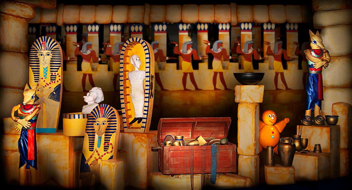 How cool is it that you can take a #boat trip around the world on our Overboard #Boat #Ride 😉 🛥️🌏 #themepark #sunshinecoast #fun