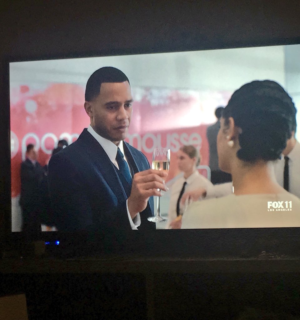 eva_recinos's tweet image. Why’s the name of the new company gotta be a flavor of @lacroixwater?? @EmpireFOX #Pamplemousse