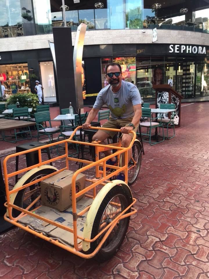 yalku's tweet photo. Spinning nivel CHAIRO en @YoAmoPlaya @TwittPlaya @PlayaDeICarmen @PlayaDelCarmen @PdelCarmenTV @PDelCarmenMx #5taAv #Paraiso #PlayaDelCarmen 🎉🍾🎶🙈🙊🍺🎵🙃🍷🌴🐠🐢❤️🇲🇽 https://t.co/Dp5lpRpkgF