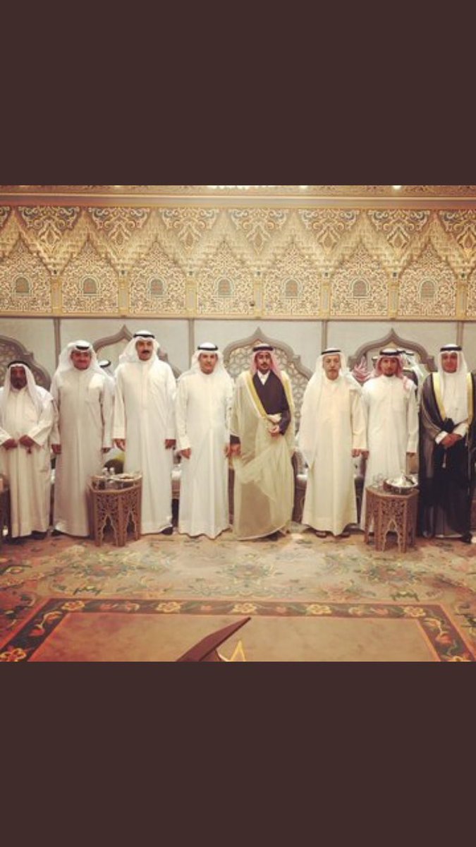 امير قبيلة العوازم الشيخ فلاح بن جامع 
يستقبل في ديوانه 
الشيخ حسام بن فهد الشرشاب
شيخ البدور
بحضور الامير فهد فلاح بن جامع وعدد من ابناء القبيلة