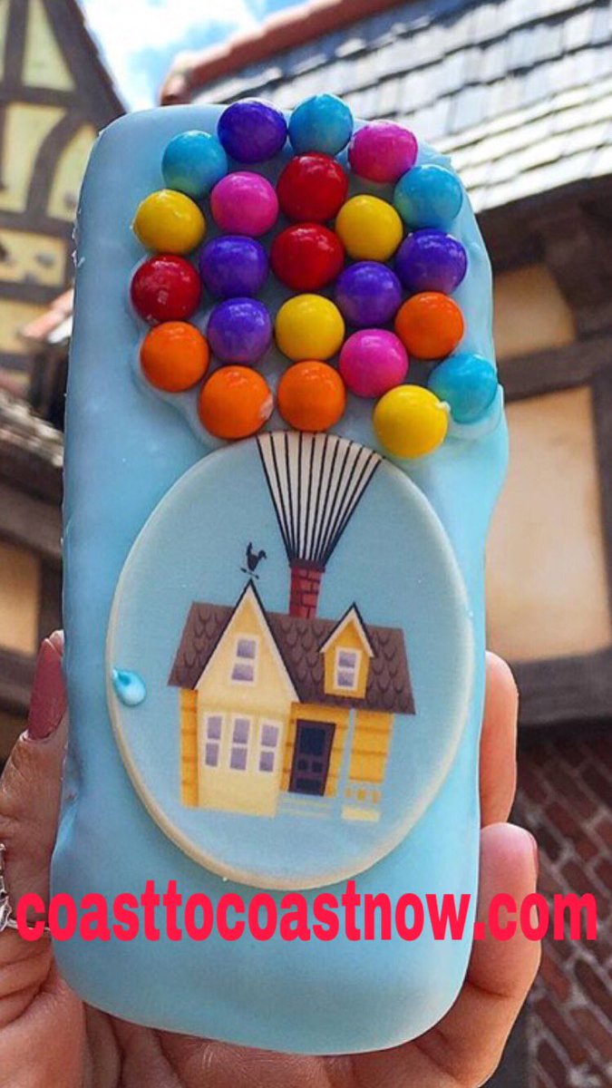 CoasttoC's tweet photo. Up Up and away! Perfect Orlando getaway! 8 bed/7 bath with all resort amenities! To book now, click here ➡️https://t.co/dKhLFiPm1H #orlandoflorida #vacationmode #familyvacation #vaca #follow #visitflorida #visitorlando #disney #magickingdom #waltdisneyworld #orlandovacation https://t.co/qdD11hJtks