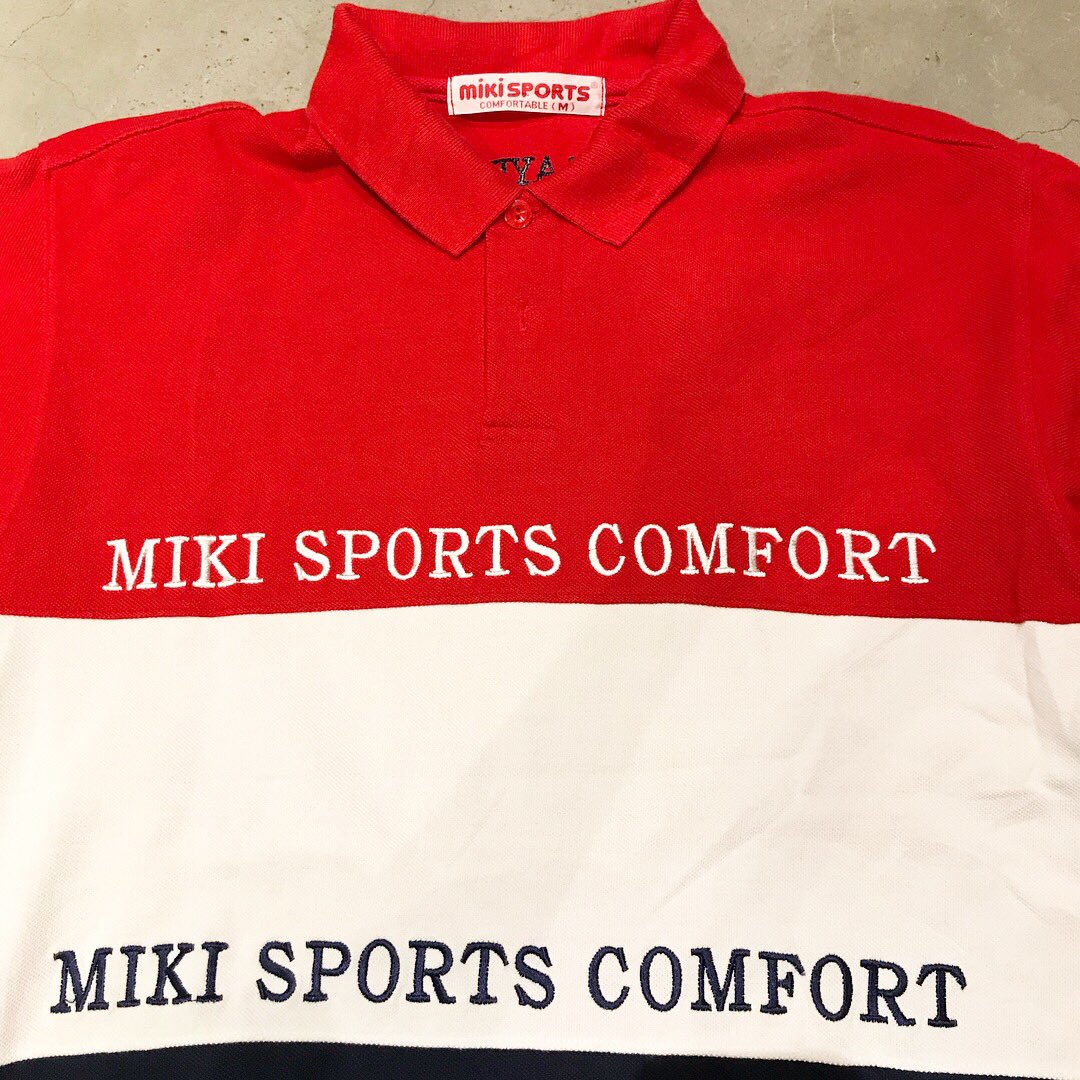 JETRAGNAGOYA's tweet photo. .
.
#mikihouse #mikesport 
のポロシャツがかわいい〜🐻
1990tax
.
#JETRAG #JETRAG名古屋 #ええもん古着 #大須 #大須商店街 #大須古着  #アメ村古着 #アメ村 #ストリート #古着女子 #古着男子  #used #usedshop #nagoya #osu #お問い合わせはDMで #全品通販可 #詳細はストーリーアーカイブで https://t.co/8j8HnApze7