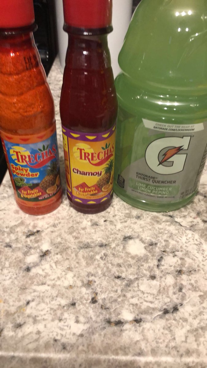 evaxroumayne's tweet photo. These hoes smack🥒🌶 https://t.co/2z5nKL204U