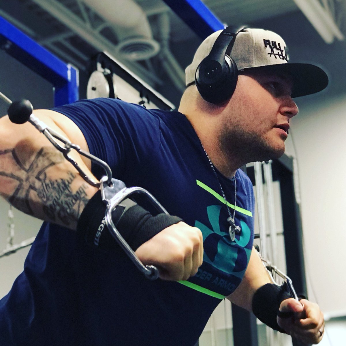 SugeNolan's tweet photo. Chest day date with @Vikkipinkfit
We’ve enjoyed going later to have the gym to ourselves.
#gym #flexety #flexetycommunity #gymrat #gymlife #gymlifestyle #gains #chestworkout #chestday #heavyweight #fullscenelifestyle #fullsceneathletics https://t.co/MitdYD2J7E