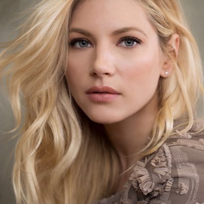 MooreVivianne's tweet image. Les agradecería muchísimo me dieran RT para darme a conocer.

Me gustaría tener amistades, tramas interesantes, familia, puede haber #SexRol aunque no es asegurado.

Rubia juguetona, bisexual con preferencia por las chicas.

#FreeRol #SexRol