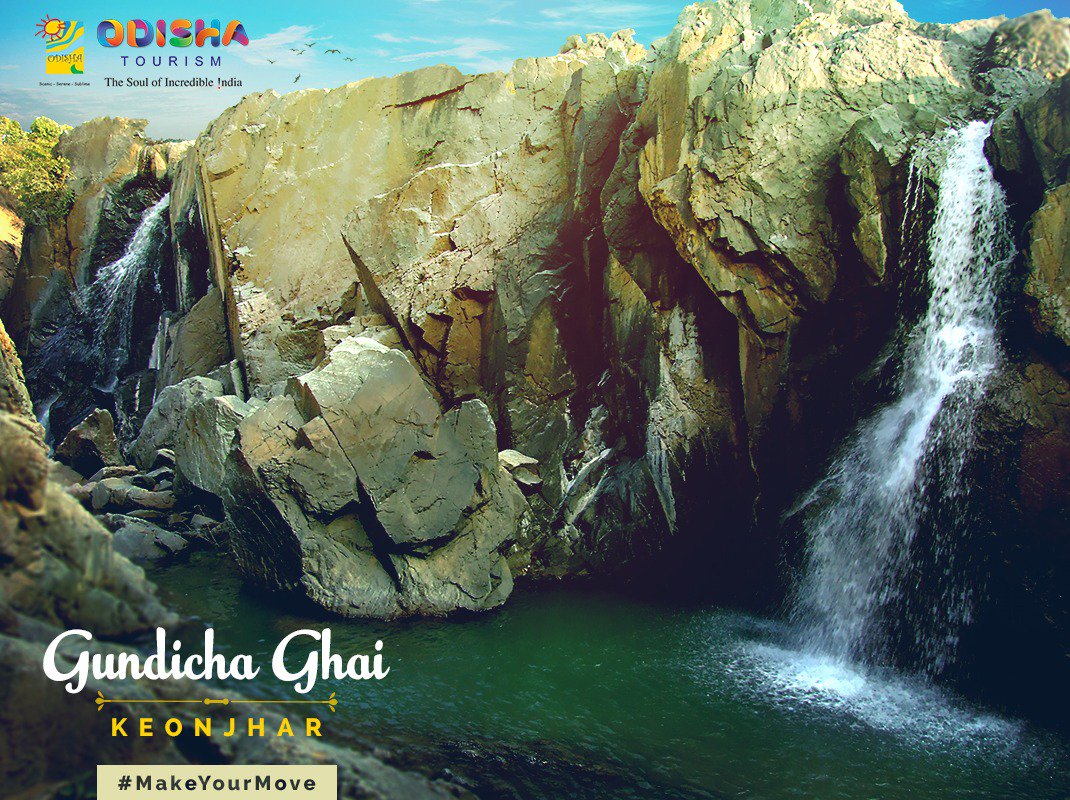 Situated amidst lush green forest, this gorgeous #waterfall is about 50ft high on the river Mudala. Popular with #naturelovers &amp; #photographers, #Gundichaghai is an easy day trip from #Keonjhar. #MakeYourMove 

Book your stay at Sana Ghagara Nature Camp: ecotourodisha.com