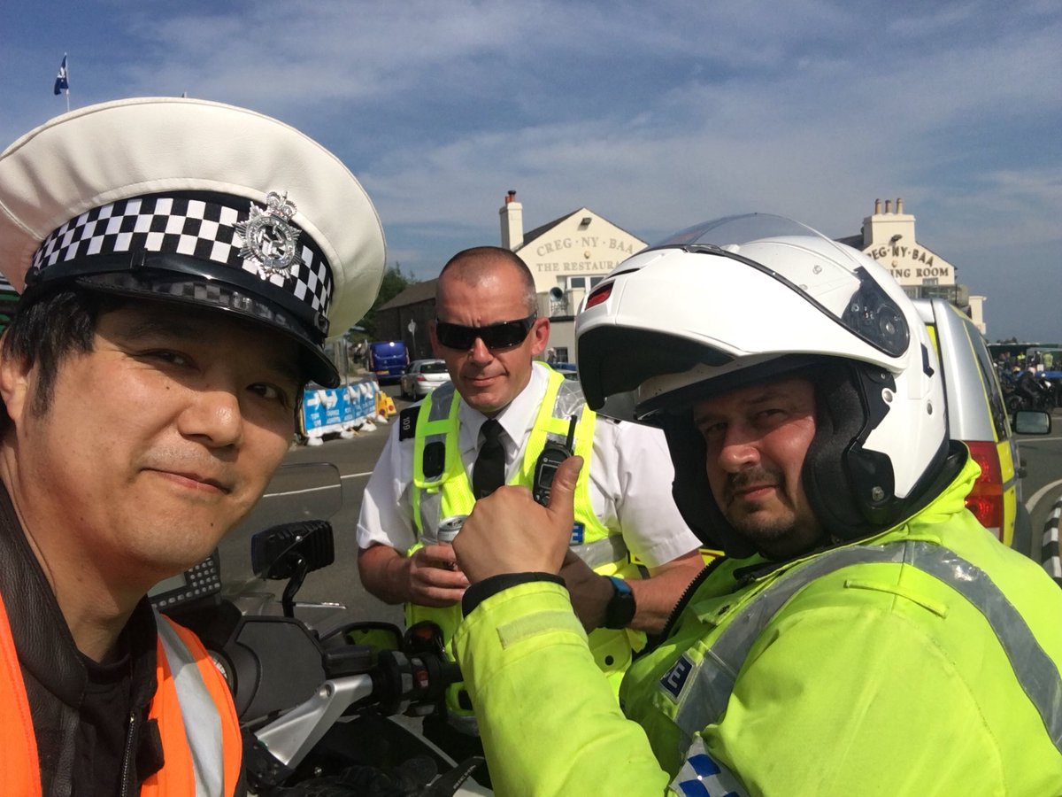 wil88_lee's tweet photo. Someone at the @iomttmarshals supper said they thought I was a copper. Can’t think why #TTCop @TweetbeatIOM https://t.co/j4N0uWMBz8