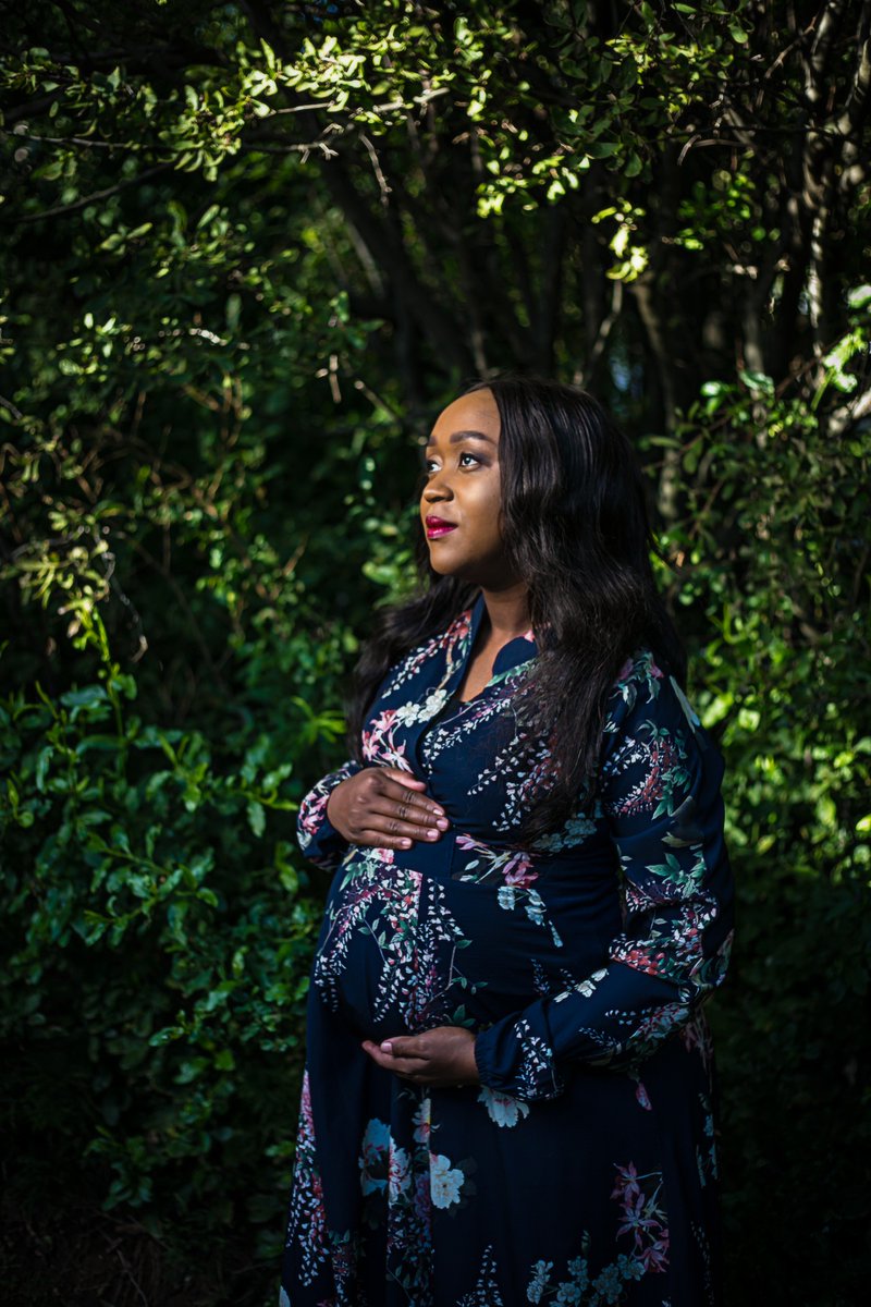 "Nothing can dim the light that shines from within."
#maternity #photography #maternityshoot #pregnancy #baby #babybump #pregnant #babybelly #maternityfashion #love #SA #photography #africanbeauty #maternity #creative #african #beautiful #portrait #creative #thabangrphotography