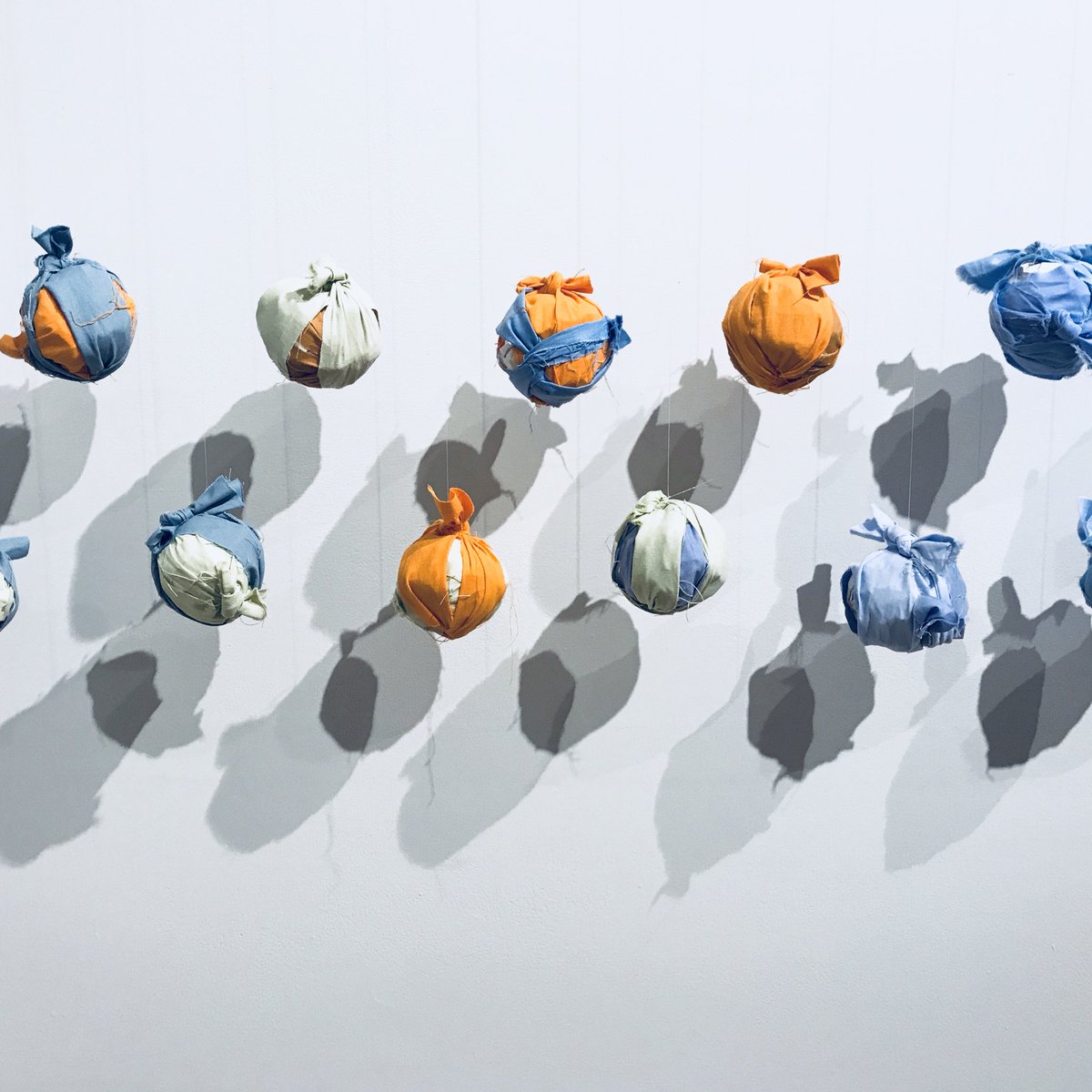 Isobel2222's tweet photo. Do check out the Sky Marbles exhibition @FoundlingMuseum Marbles and rag balls inspired by colours from paintings in the collection. Made with that clever lot at Thomas Coram Nursery! #art #play https://t.co/KuzTIHNO8o