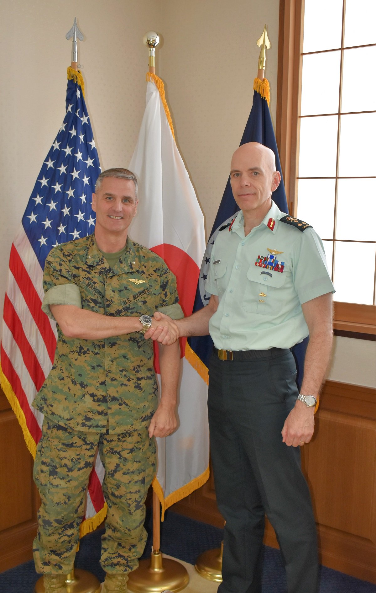 米陸軍　第18空挺軍団司令官（中将）チャレンジコイン 米陸軍 第18空挺軍団司令官（中将）チャレンジコイン （中国が