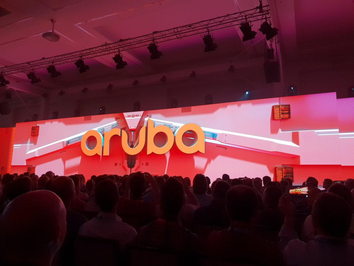 Getting ready for the keynotes at Aruba Atmosphere EMEA. #ATM18EMEA