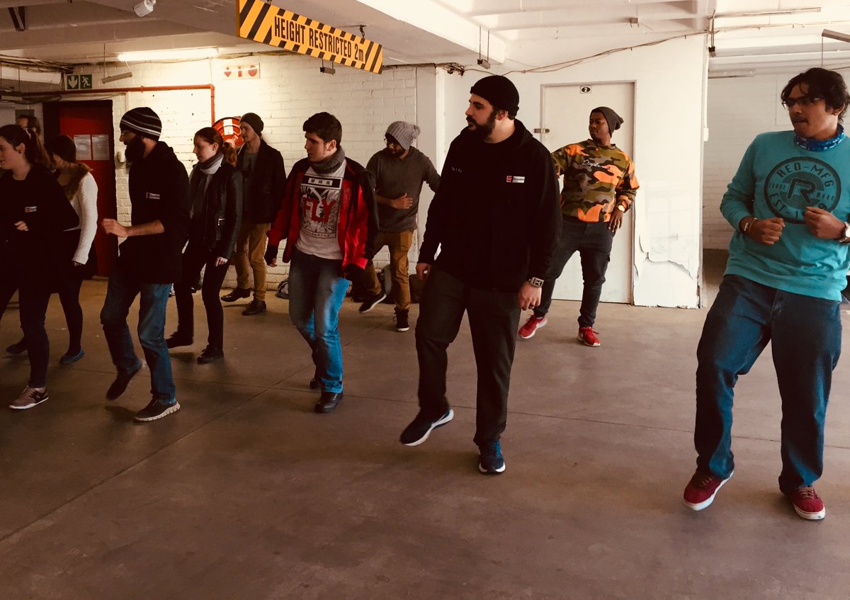 TAS_animation's tweet photo. Watch the TAS student jamming out in the Movement Class on Instagram @The_animation_school_ #theanimationschoolstudents #tasstudents #showcaseyourcreativity https://t.co/vZgDTg2TZQ
