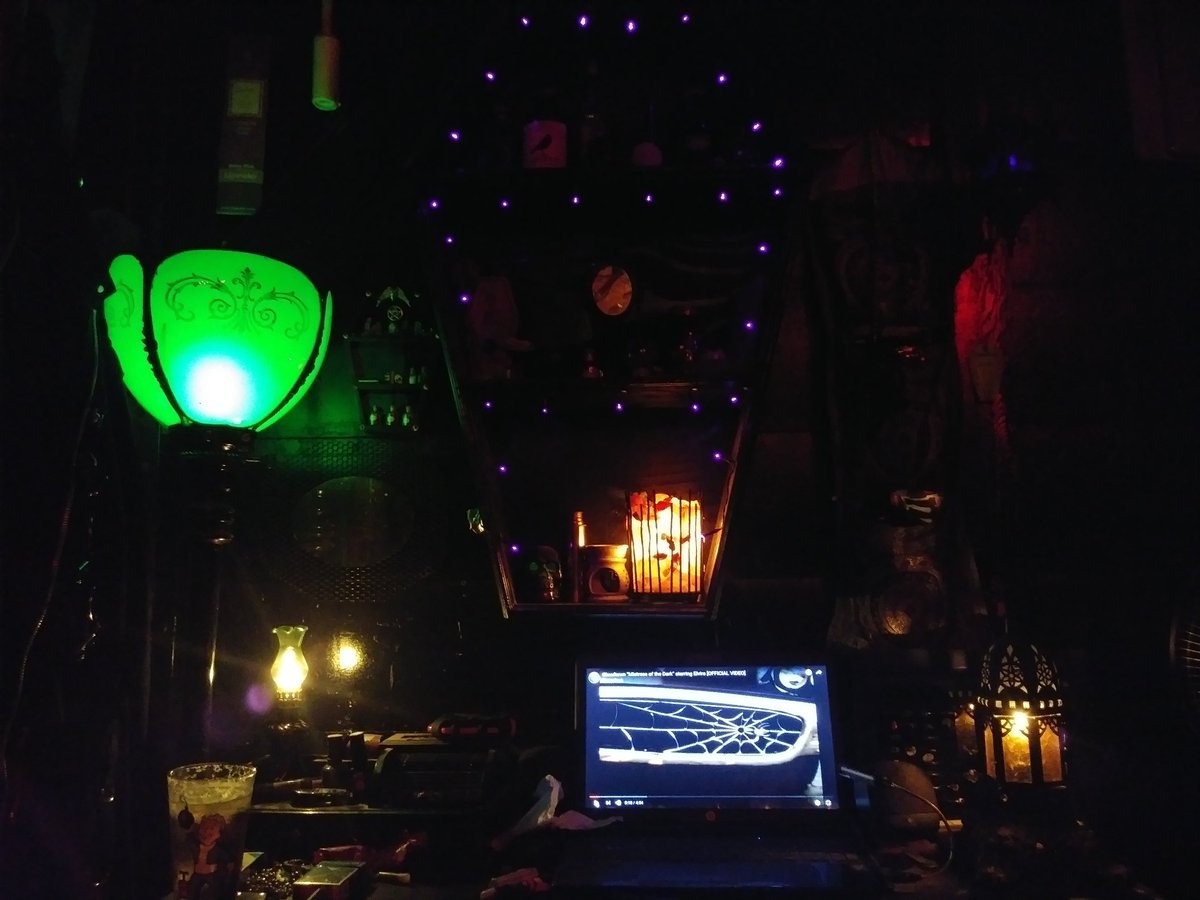 CraftsmanGothic's tweet photo. Just a shot of my office space #thegothiccraftsman #goth #gothgoth #gravedesighnsco #gothiclamps #gothichomemaking #coffinshelf #spooky #spookydecor #gothichomedecor https://t.co/L5UZu3GDJD