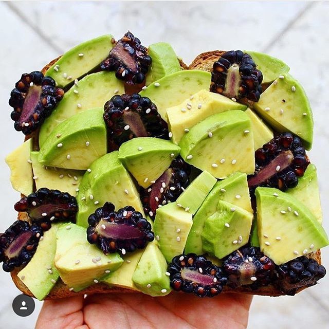 ClicknChop's tweet photo. Pic by @kissmywheatgrass_ 👏🏾👏🏾👏🏾 #fitfam #healthy #clean #puremorning #healthfirst #caloriesdeficit #food https://t.co/9NZSETgKpK https://t.co/FsTuvAbpOv