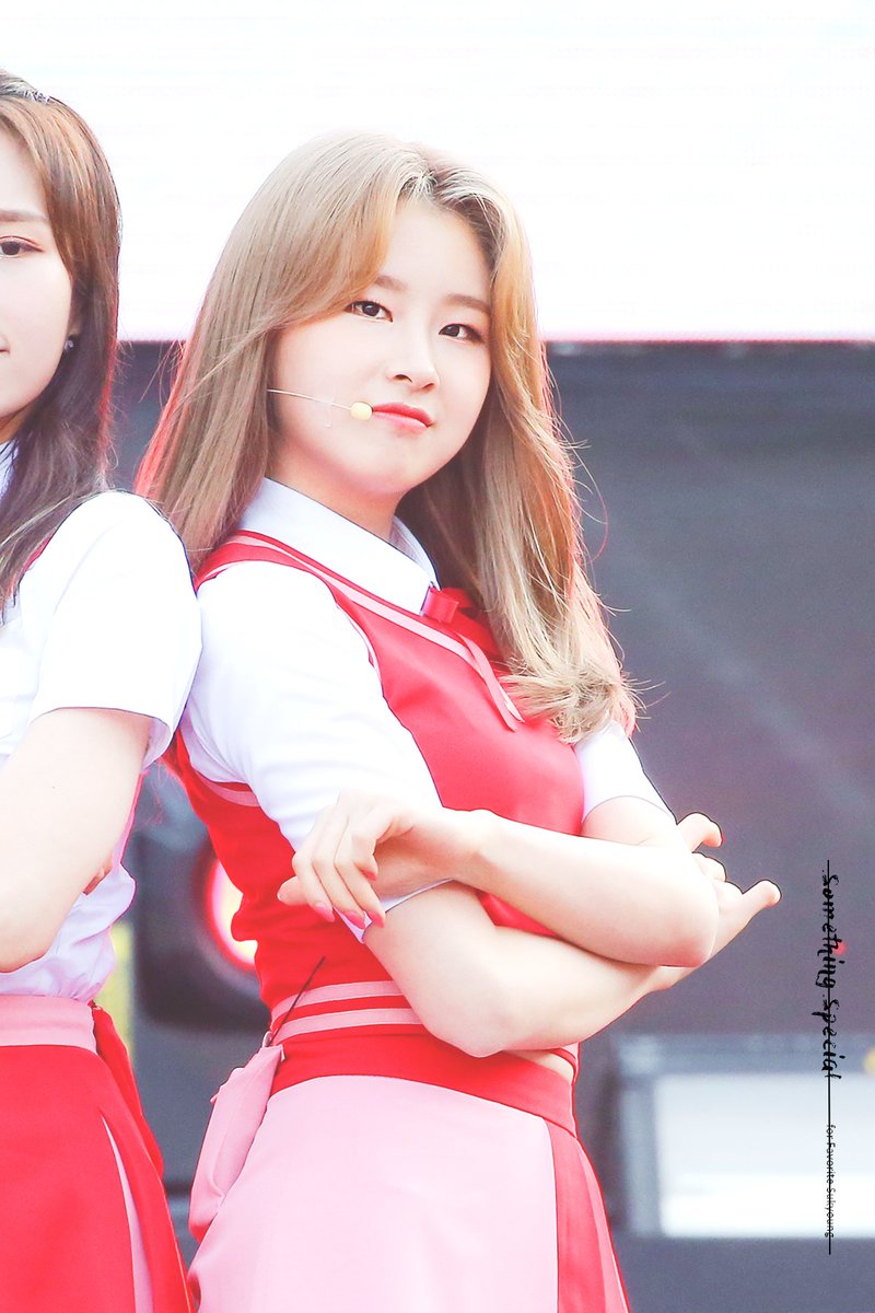 000112net's tweet photo. 180526 HQ

해시도 빼먹은 나.. 정신 어디에 있는지...ㅜㅜㅜㅜ
#페이버릿 #Favorite #수경 #조수경 https://t.co/S0hclMTik7