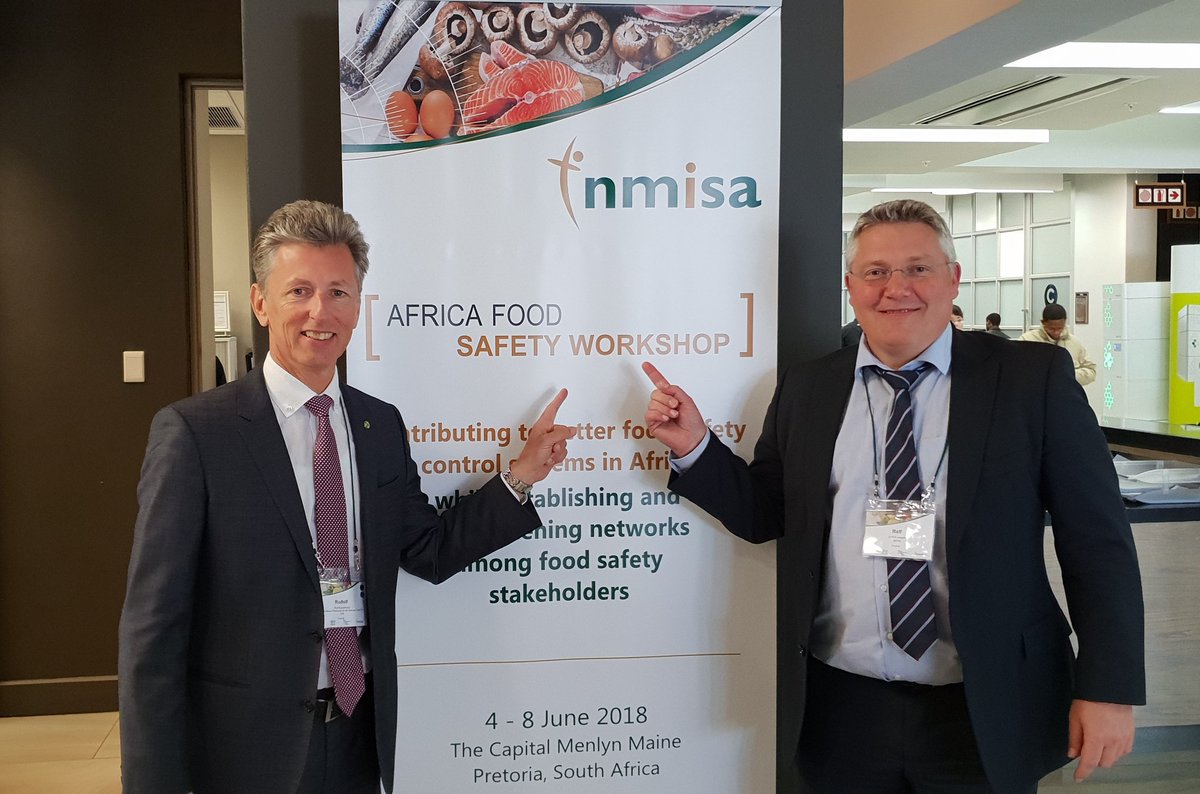 RudolfKrska's tweet photo. Discussing challenges, trends and #metrology in (multi)#mycotoxin #analysis in #Food
at the #nmisa #Africa #FoodSafety Workshop in #Pretoria. https://t.co/NYMs2NylLs