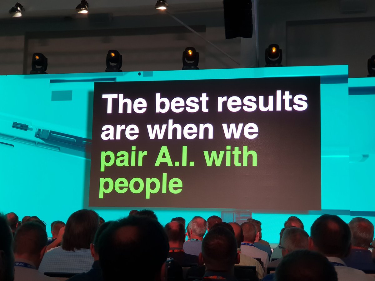 Very interesting keynote by <a href="/harper/">harper 🤯</a> at Aruba Atmosphere EMEA, about AI (among other things). Positive final thought for us humans as well. #ATM18EMEA