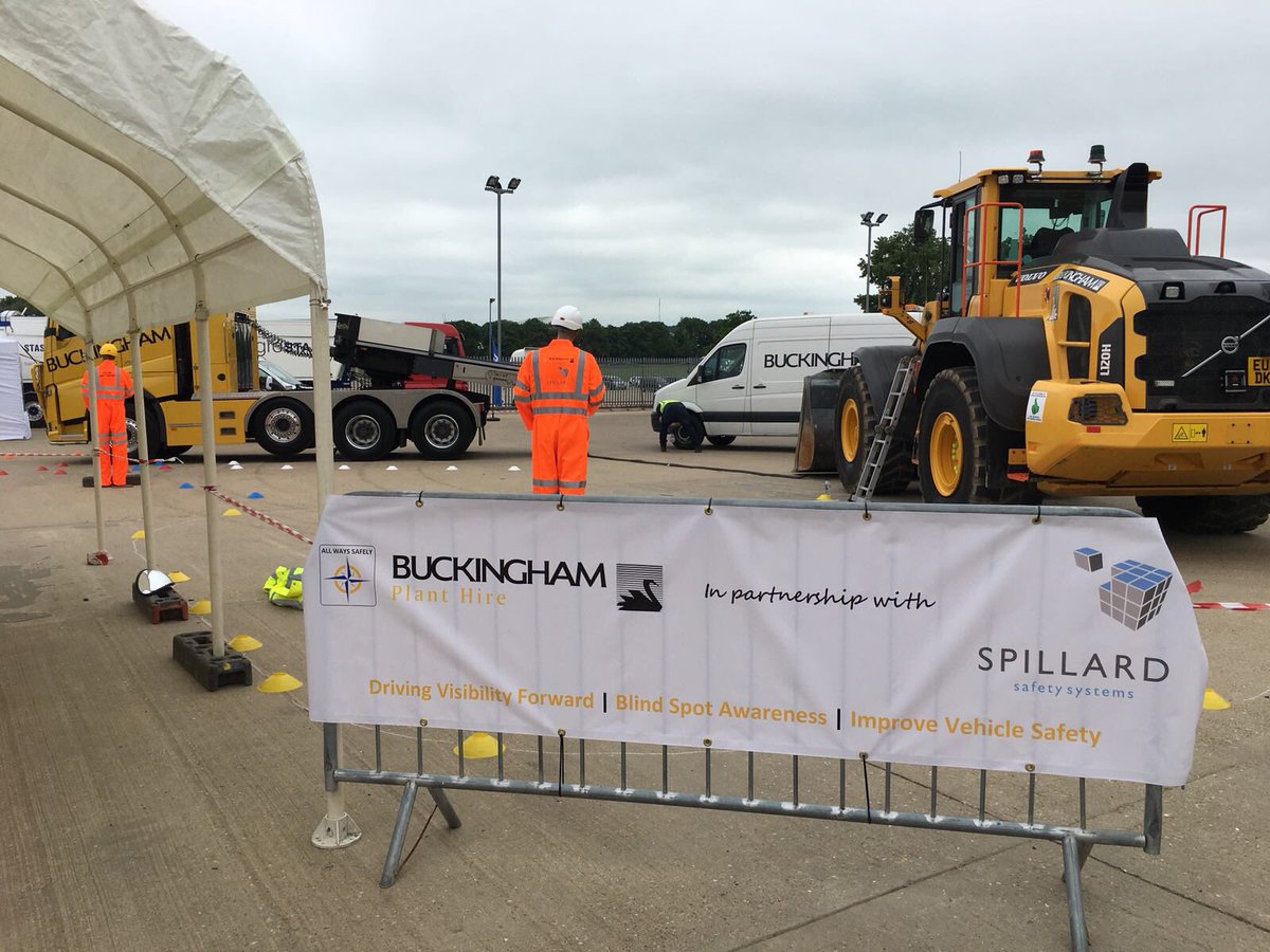 spillardsafety's tweet photo. Driving Vision Forward and Raising Blind Spot Awareness with Buckingham Plant at British Sugar safety days #killtheblindspot https://t.co/VkEB5q9h46