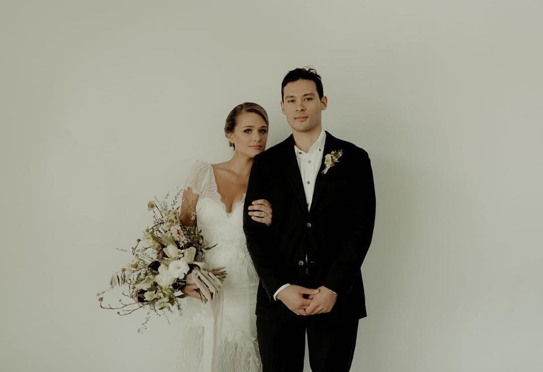 bridalannylin's tweet photo. "Don't chase, don't beg, don't stress, don't be desperate, just relax. When you relax, it will come to you. Make your wants, want you."💗👑💋
#annylinbridal #pnwwedding #pnwbride#engaged2018 #floralstagram #styledwedding #ceremony #ceremonydecor #ido #artistycosmetics #artistry https://t.co/XOW4yJW3fX