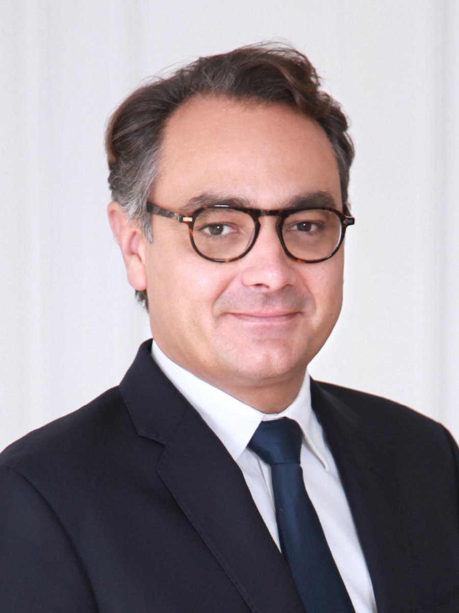 AtmosAvocats's tweet photo. Interview de Maître François Braud avocat associé au cabinet Atmos Avocats, au journal télévisé de 20h de TFI au sujet des décharges sauvages https://t.co/DqtErcd1XX
@MaitreMarie @jules_girard 
#avocats #dechets #environnement #droit https://t.co/NMJMiQkl5E
