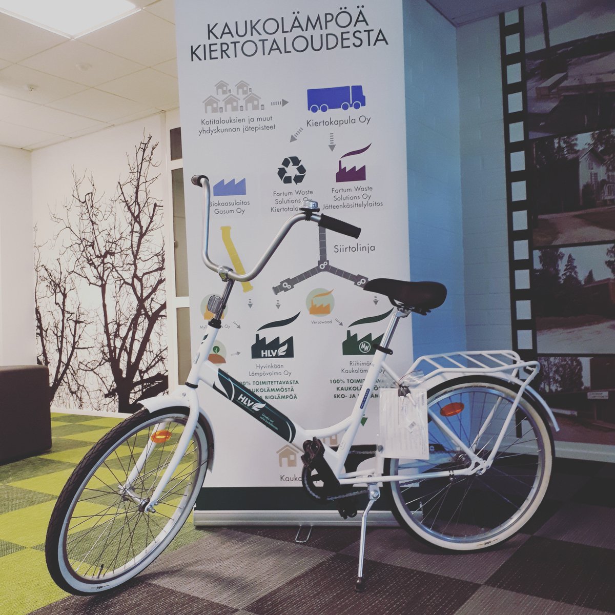 Huomenna alkaa vihdoin #rockfest tapahtuma Hyvinkäällä! Tule moikkaamaan meitä Kuusipuiston ständille ja osallistu upean Jopon arvontaan! #HLV #kiertotalous #ekolämpö