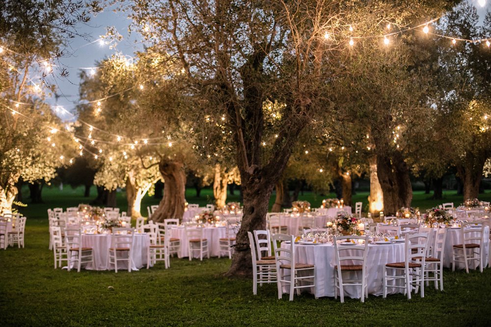 SmylesVideo's tweet photo. Happy #WorldEnvironmentDay! If you've ever thought of having an outdoors #wedding, now's your chance. Woodland weddings can be breathtakingly beautiful and make the perfect day, weather dependant of course! #OutdoorsWedding #WeddingDay #JustMarried #TuesdayThoughts https://t.co/SnYNatdpm9