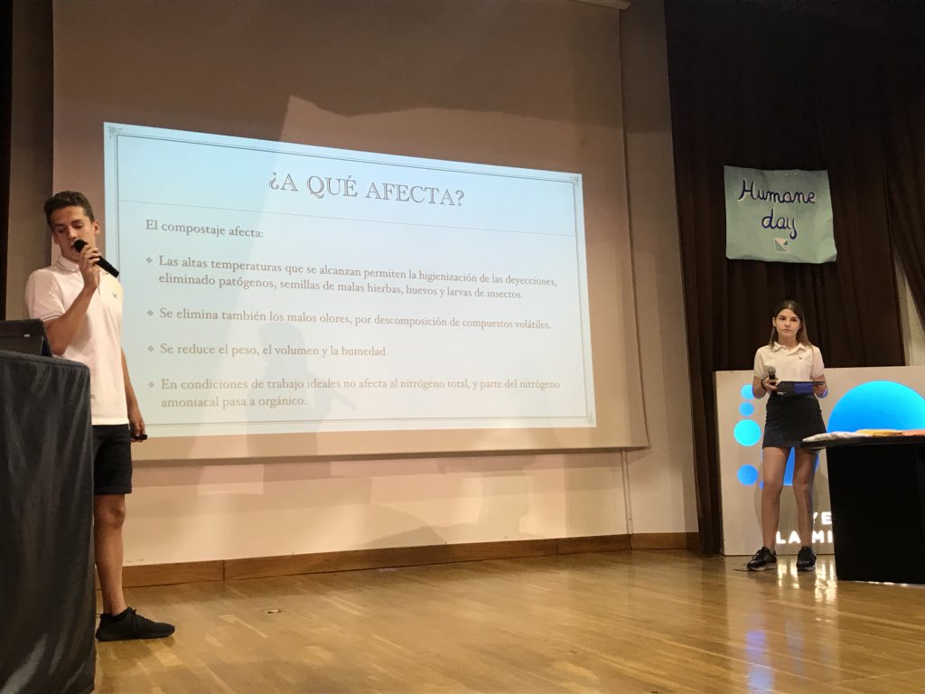 godayvalldaura's tweet photo. Dos dels nostres estudiants de 4t d’ESO, el Javi i l’Alexandra, ens parlen dels avantatges de crear compost. @LaMirandaSchool #HumaneDay https://t.co/AY3BcnHiN1