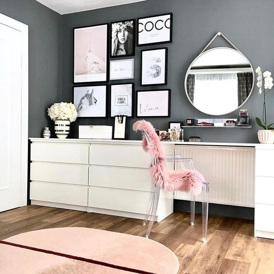 sandalyekeyfii's tweet photo. Sıradışı sandalye sıradışı tasarım için
https://t.co/X2UxN9uXrt
#transparansandalye #hayalet #retweet #transparentchair #TuesdayThoughts #moderndesign https://t.co/97vArk9qaA
