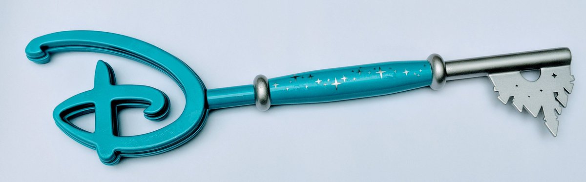 Something exciting is happening at GOSH today! Any guesses? Stay tuned for some very special, nautical news… ✨