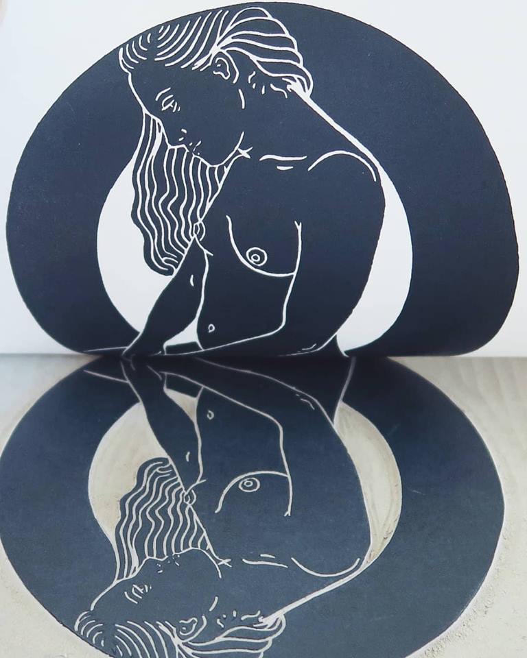 This print is titled 'Whole'. What do you do to feel whole when life tries to convince you otherwise?

ellenvonwiegand.com/monthly-print-…

#linocut #linoprints #miniprints #printmaker #printmaking #ukprintmakers #ink #printed #handmade #whole #introvert #art #design #artistsofinstagram