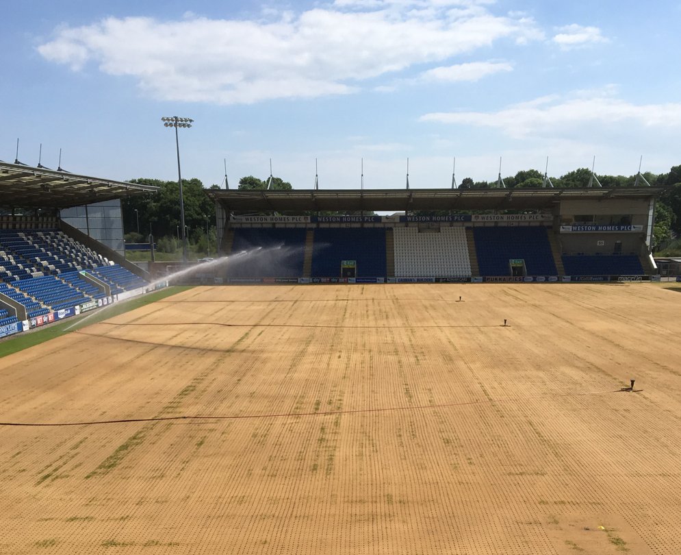 MaxstimLtd's tweet photo. Quick turnaround on new pitches #moreroots #healthyturf #stadium #sportspitch https://t.co/X6haMMASHB