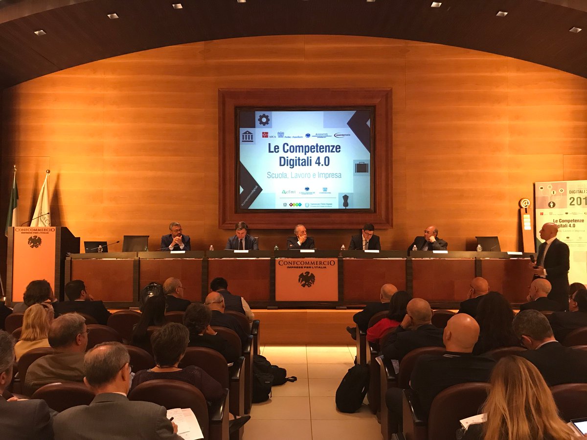 Confcommercio tweet media