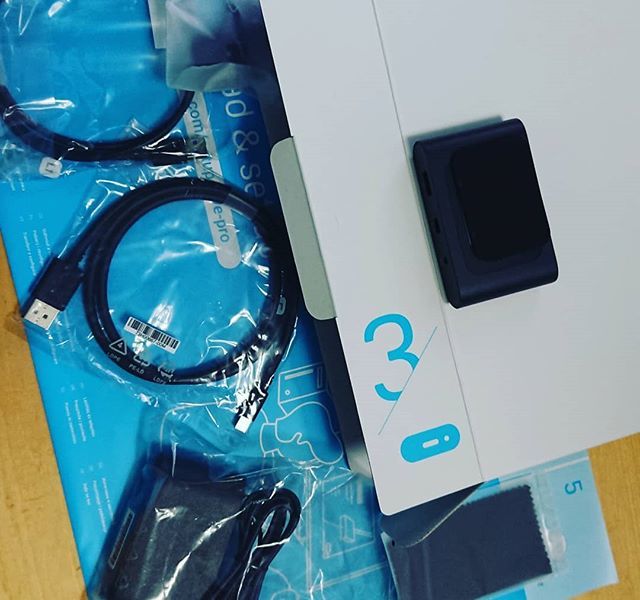 ichitarok's tweet image. 工事完了です…
やっと、3に。
#htcvive #htcvivepro #vr ift.tt/2LmSyLl