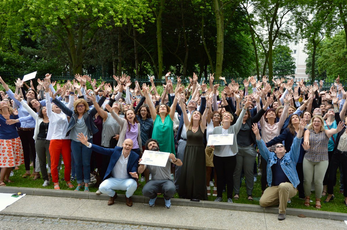 comexposium's tweet photo. La team @comexposium participe au #GEDNumberChallenge et comptabilise 207 collaborateurs !
#GED18 #challenge #teamcomexposium #TeamSpirit #exhibitions #juin2018
Photos: Victor et Pierre https://t.co/5Ot49imMu7