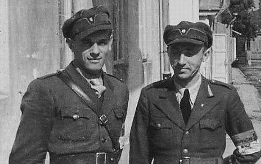 Справа - Омелян Грабець, комендант украинской полиции в Ровно, организатор убийства 25000 евреев, позднее - тысяч поляков. Справа - Омелян Грабець, комендант украинской полиции в Ровно, организатор убийства 25000 евреев, позднее - тысяч поляков.