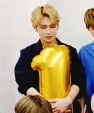 Wolic10's tweet photo. Espero que algún día alguien se aferre a mi como Gyujin con ese 1
#1000DaysWithUP10TION https://t.co/MW5QOxdJ7L