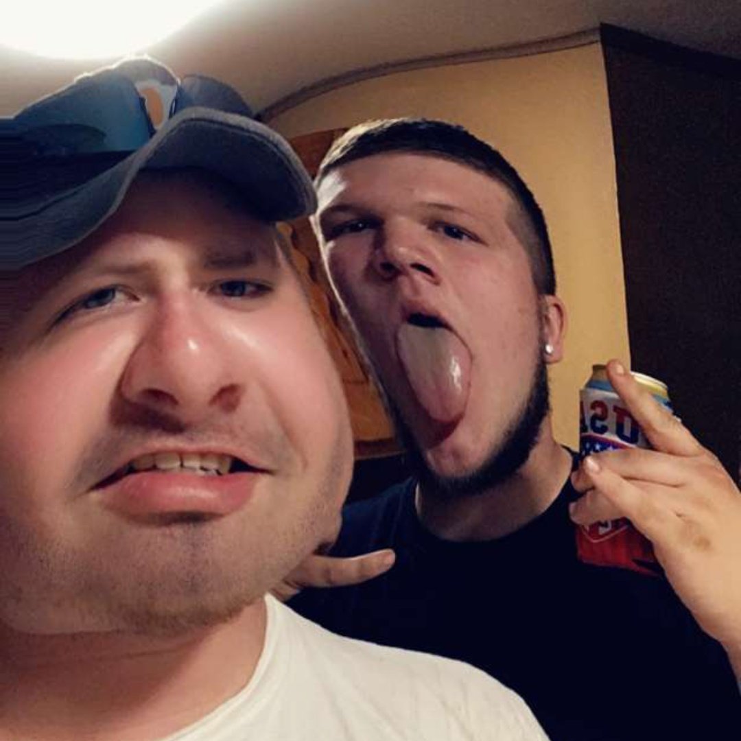 DakotaD23's tweet photo. #NewProfilePic https://t.co/j77i5nTZpH