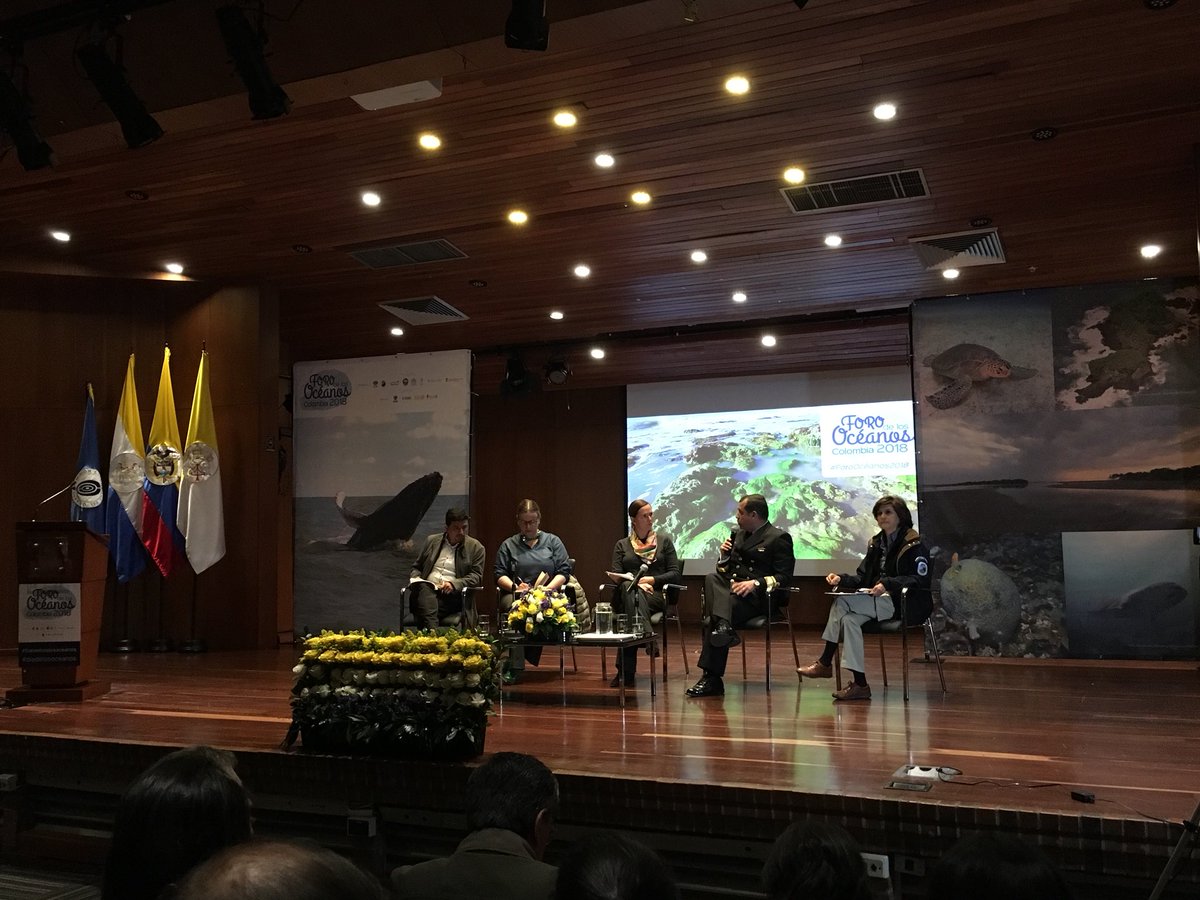 #AEstaHora #ForoOcéanos2018 en la #javeriana Siga la transmisión en vivo a través de parquesnacionales.gov.co