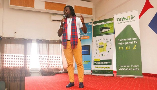 ciomag1's tweet image. #ANSUT #BlogCamp : combien l’usage des #TIC peut booster nos activités bit.ly/2HjLAo8