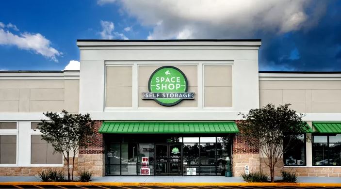 TheSpaceShops's tweet image. If you’re looking for self storage, you may feel overwhelmed with all the options around you. How do you know which is right for you?  We’ve made it easy for you. Here are 7 reasons to choose The Space Shop for your self storage:
spaceshopselfstorage.com/blog/7-reasons…