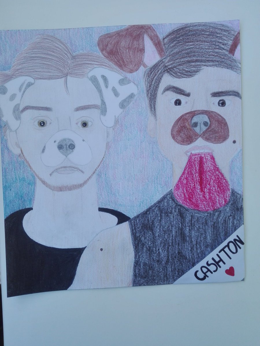 VictoriaM5SOS's tweet photo. moja nowa praca ❤ CASHTON IS REAL BITCHES #5SOS #5sos3polandtour #5SOS3MexicoCity #5SOS3Mexico #5SosEnSaleElSol #5SOSMX https://t.co/VzaiI4UUQq