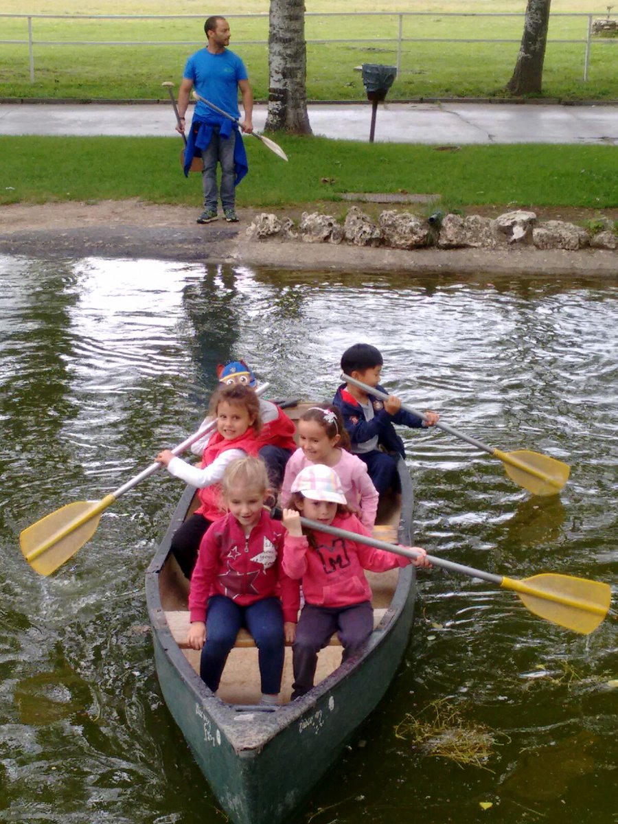 Mirabal_Infant's tweet photo. Montando en barca. Granja I5. @ColegioMirabal https://t.co/K6xms9Ilfq