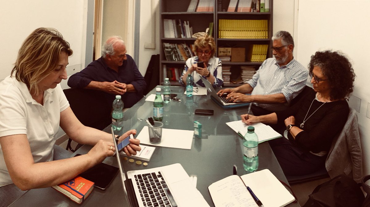 AOIcooperazione's tweet image. Oggi di nuovo attorno al Tavolo per una #comunicazione #responsabile, #consapevole e #condivisa. Andiamo avanti. Seguiteci. @link2007 @assif_ita @Euconsult_It @IstDonazione @Aiap_ita @iap_it @UNICOM_ITALIA @IstDonazione