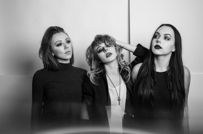 _lucyoutloud's tweet photo. Sister trio Von Grey release self-directed music video for “Plans” https://t.co/CDA5JvvYJt https://t.co/sX5zJKW6L6