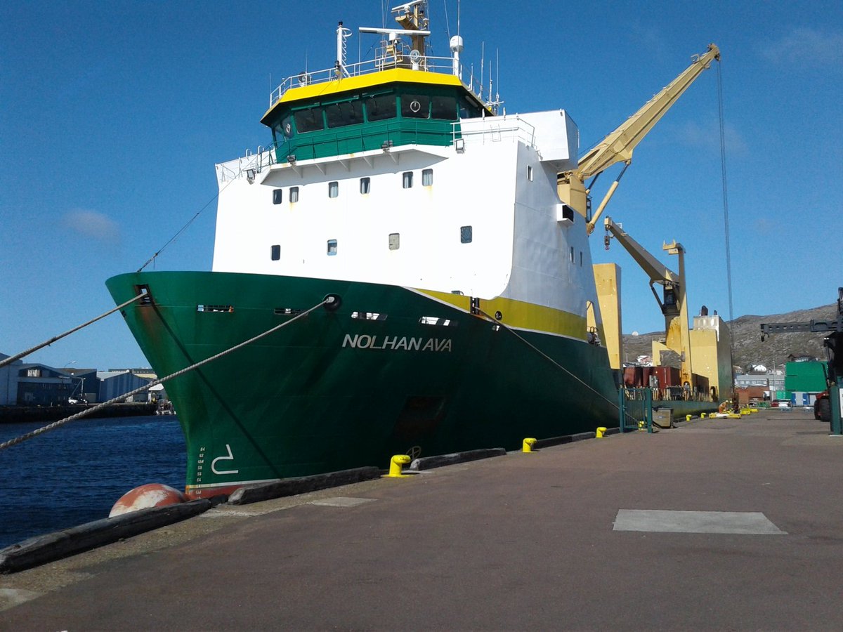 IGNFrance's tweet photo. #MissionSPM après une escale à Saint-Pierre et un transfert à Miquelon, notre équipe #IGN s'apprête à commencer le travail de #géodésie.
Découvrez Saint-Pierre sur le Géoportail ▶️https://t.co/n2zuivpn4L https://t.co/3oHuaxWEcg