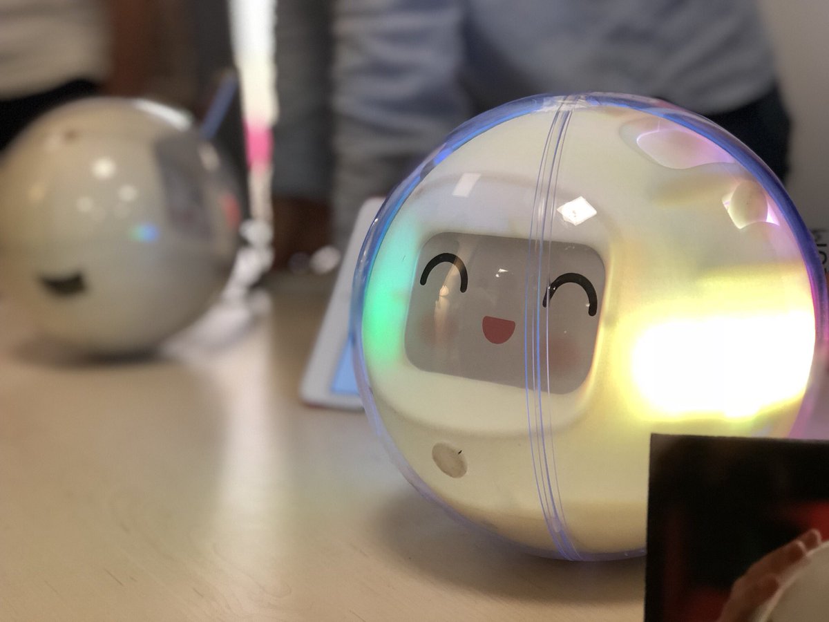 WeAreLeka's tweet image. Venez rencontrer notre petit #Leka à l’inauguration du @lab110bis au ministère de l’@EducationFrance #autisme #education #robot #asd